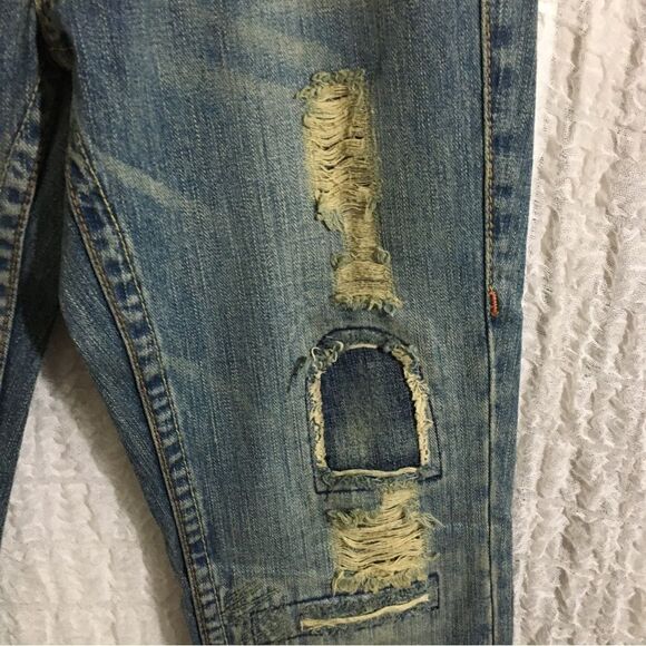 True Religion NWT Bootcut Distressed Jeans Size 27 - Picture 7 of 14